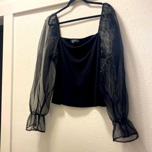 Crop black see through puffy sleeve